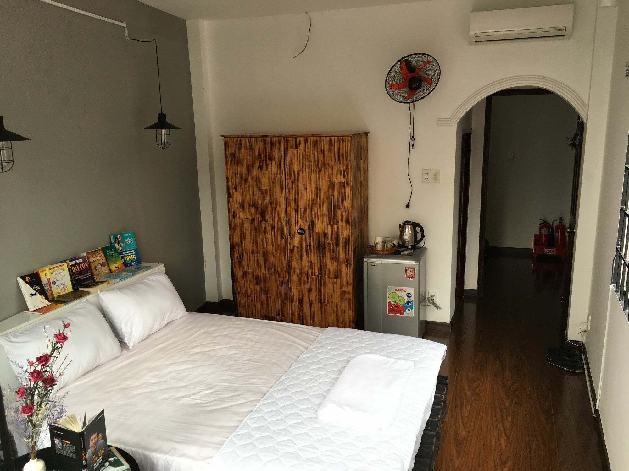 Cucu Hostel ホーチミン市 エクステリア 写真