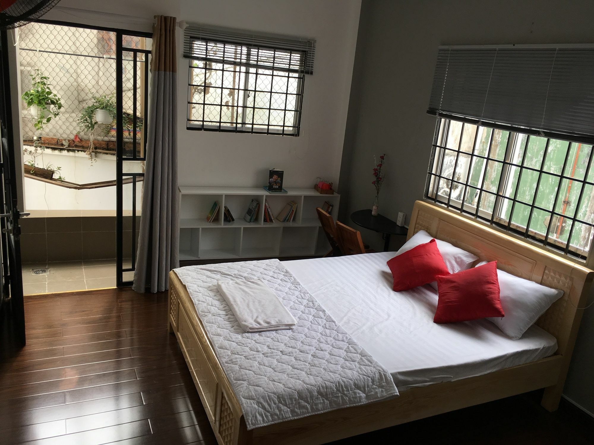 Cucu Hostel ホーチミン市 エクステリア 写真
